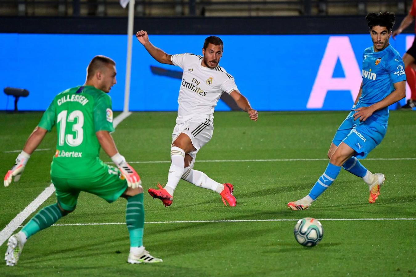 Fotos: Real Madrid-Valencia: Las mejores imágenes del partido