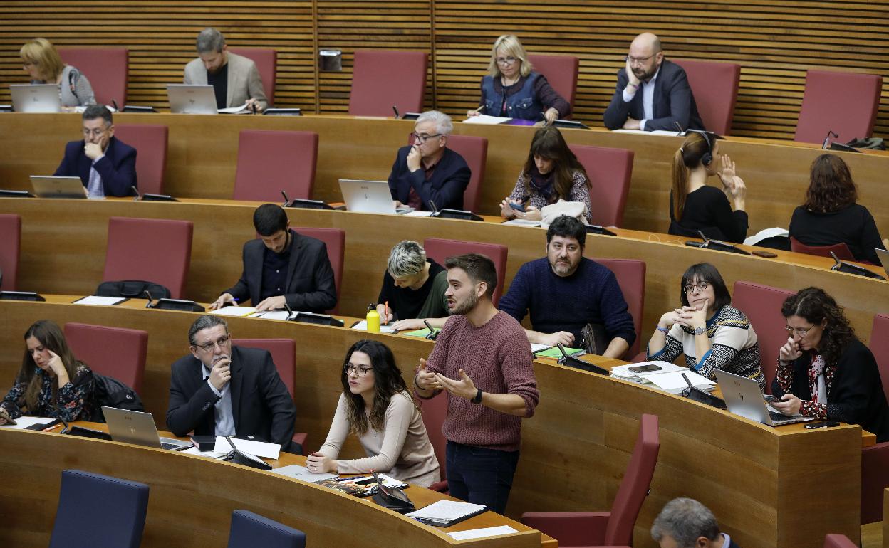 El grupo parlamentario de Compromís en Les Corts. 