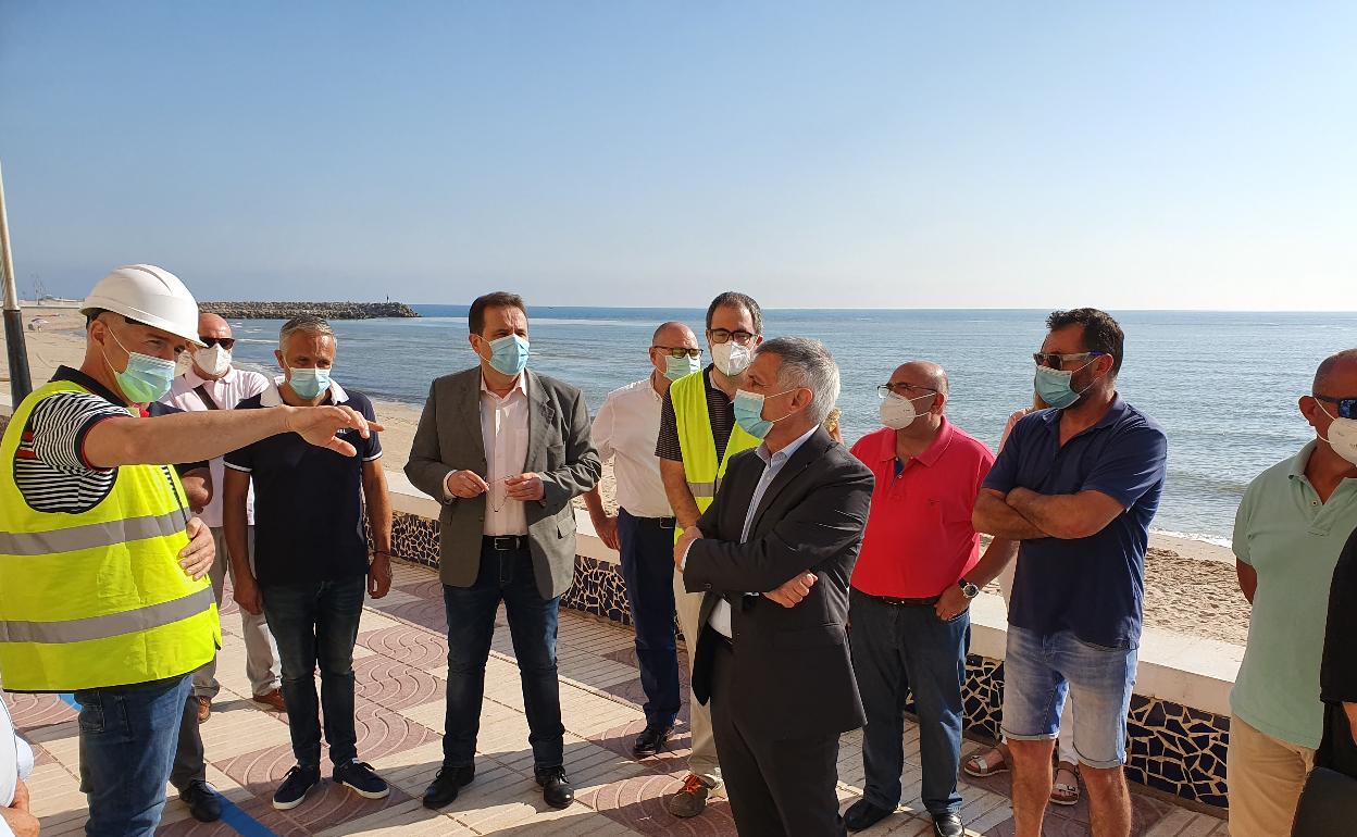 Visita a la zona de obras que se están ejecutando en El Perelló y las Palmeres. 