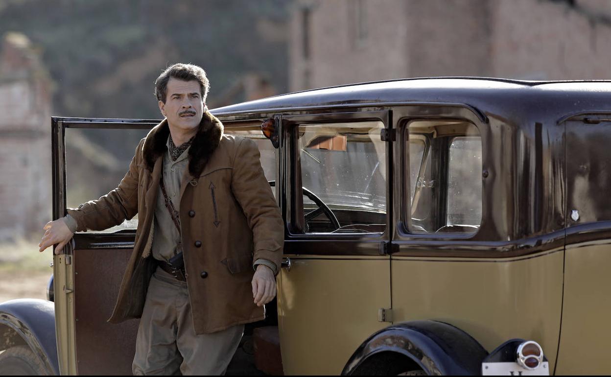 Rodolfo Sancho, en el papel de Julián en 'El Ministerio del Tiempo'.