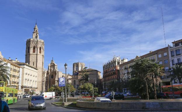 Valencia, la ciudad de las plazas se ralentiza