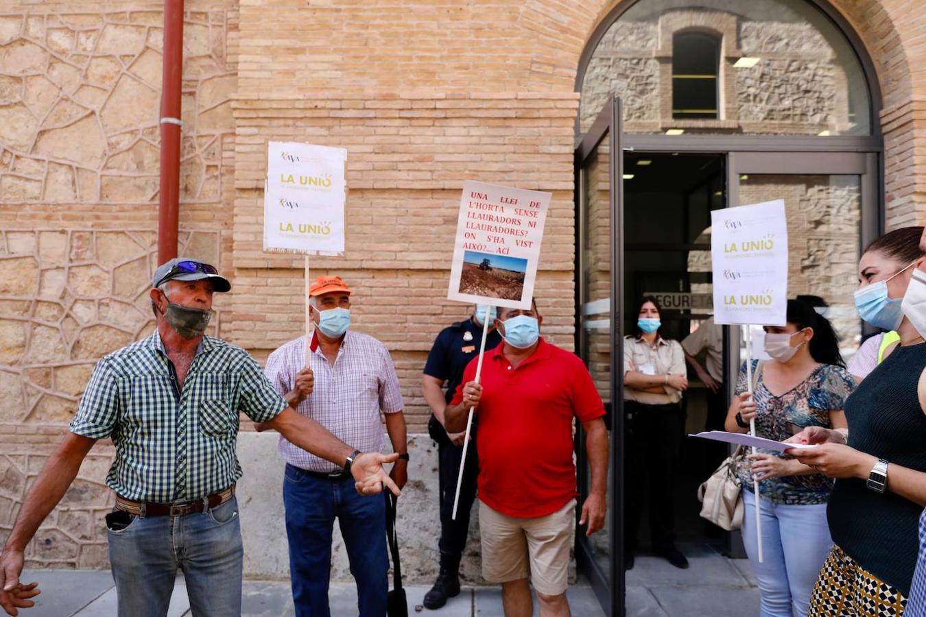 Fotos: Protesta de los agricultores en Valencia