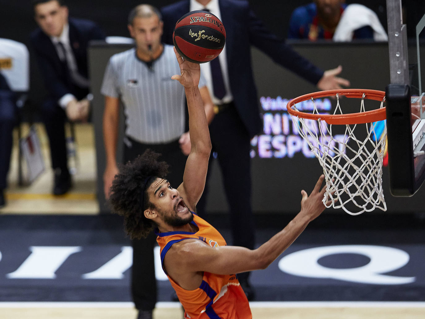 Fotos: ACB: espectaculares imágenes del Valencia Basket - Baskonia