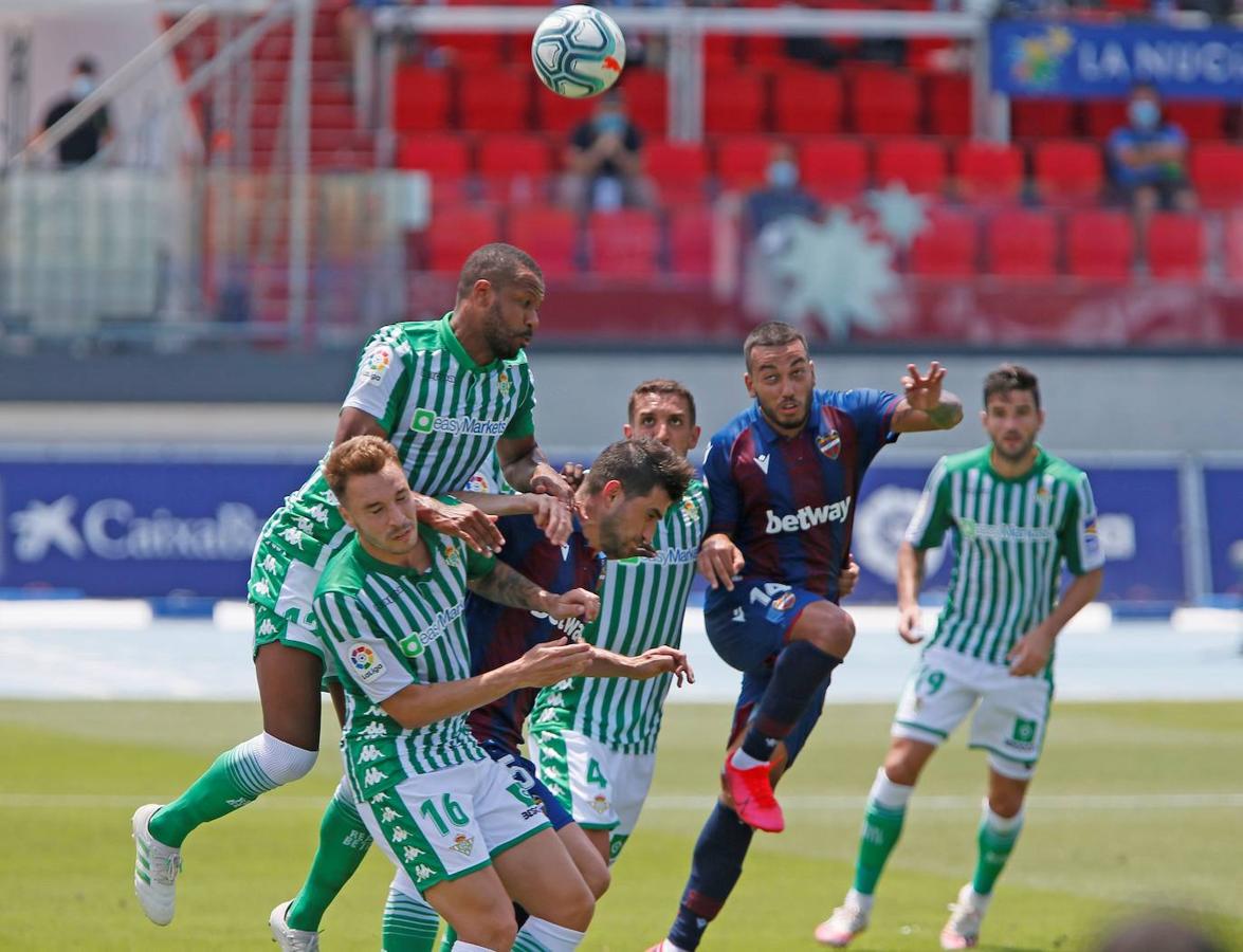 Fotos: Las mejores imágenes del Levante-Betis