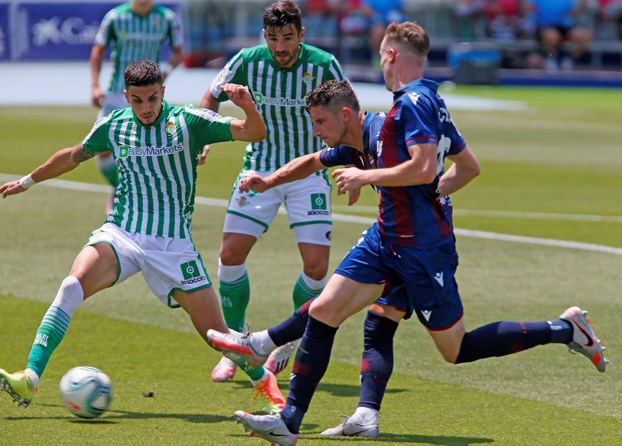 Fotos: Las mejores imágenes del Levante-Betis