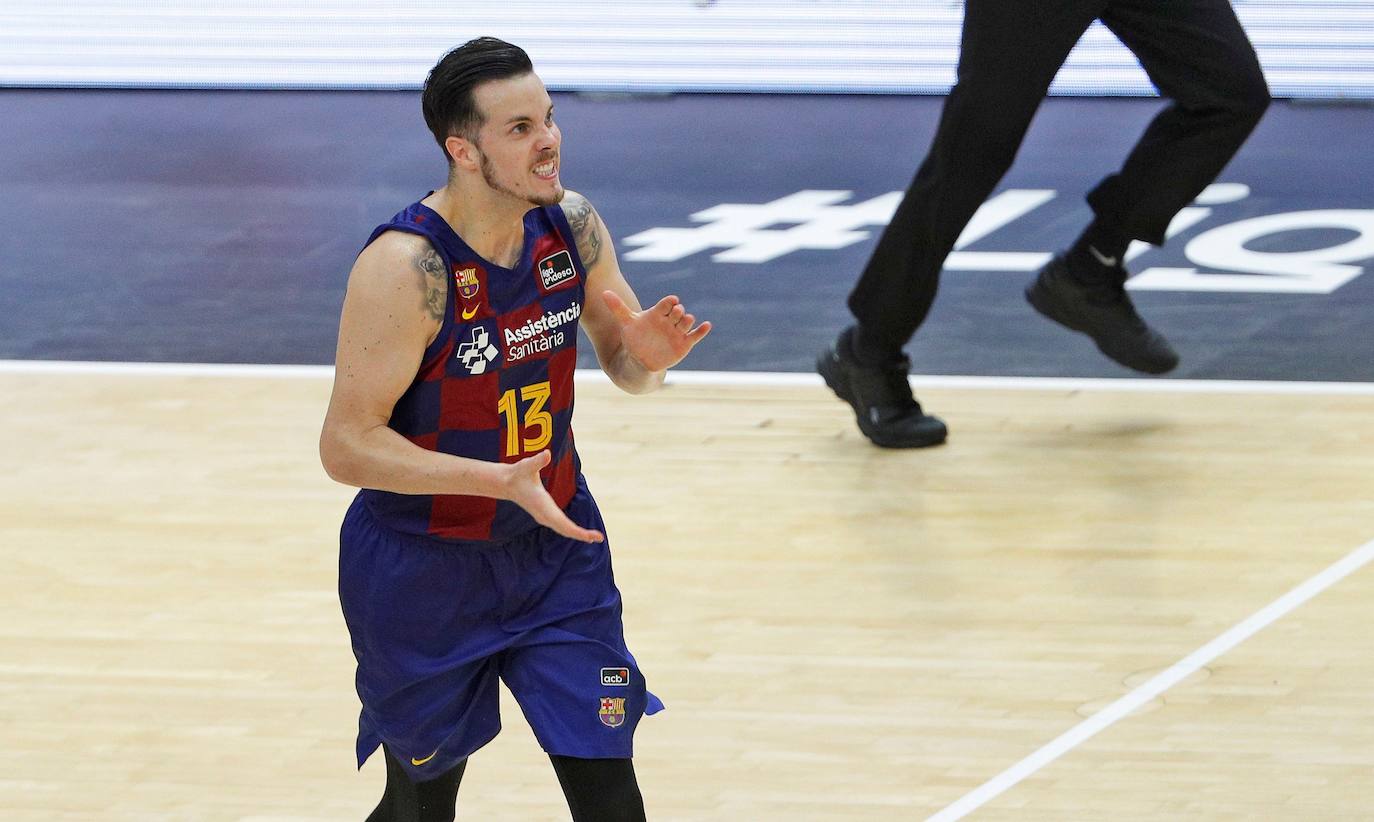 El Baskonia frustra al Barça y conquista la Liga ACB diez años después