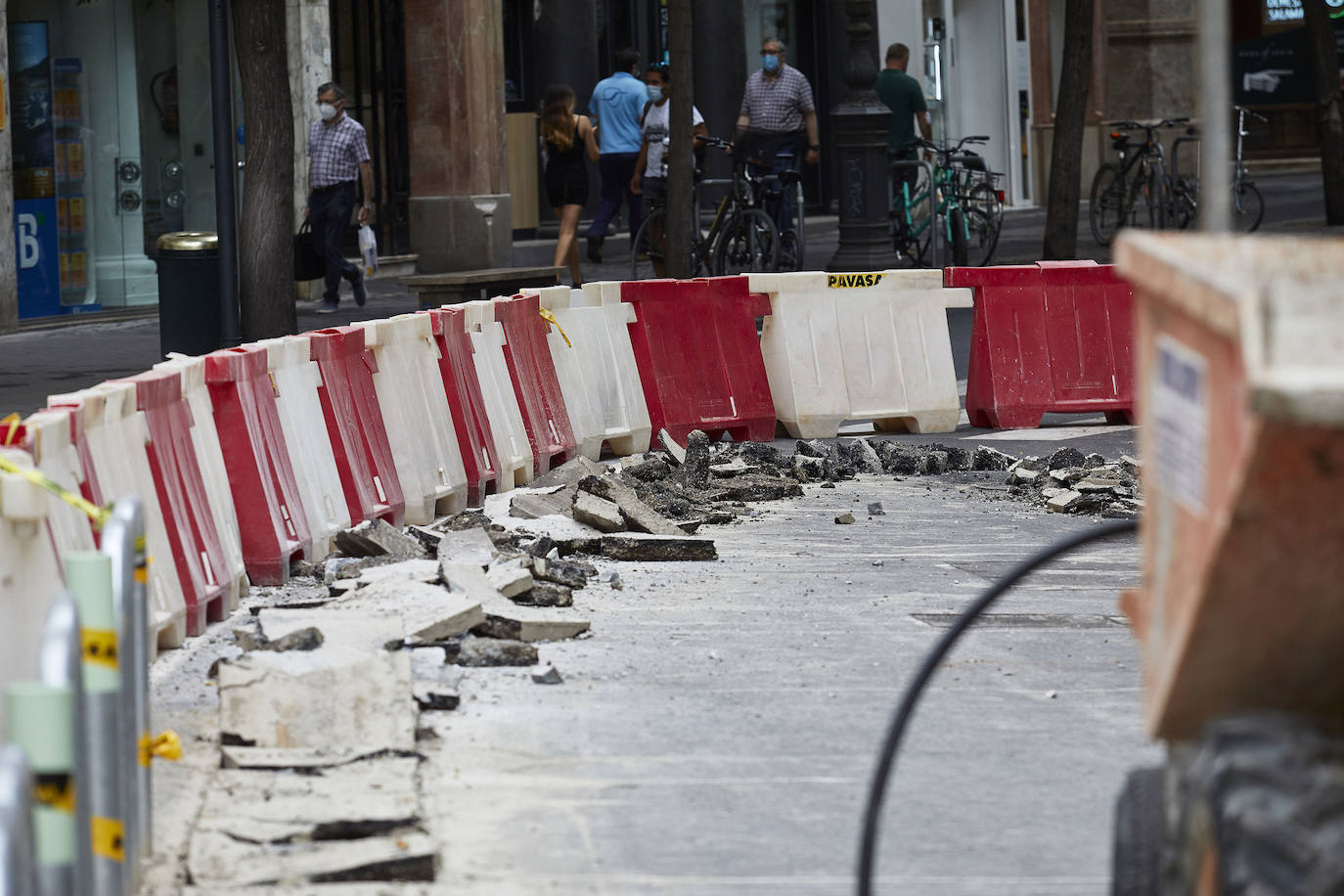 Fotos: Obras en la plaza del Ayuntamiento de Valencia