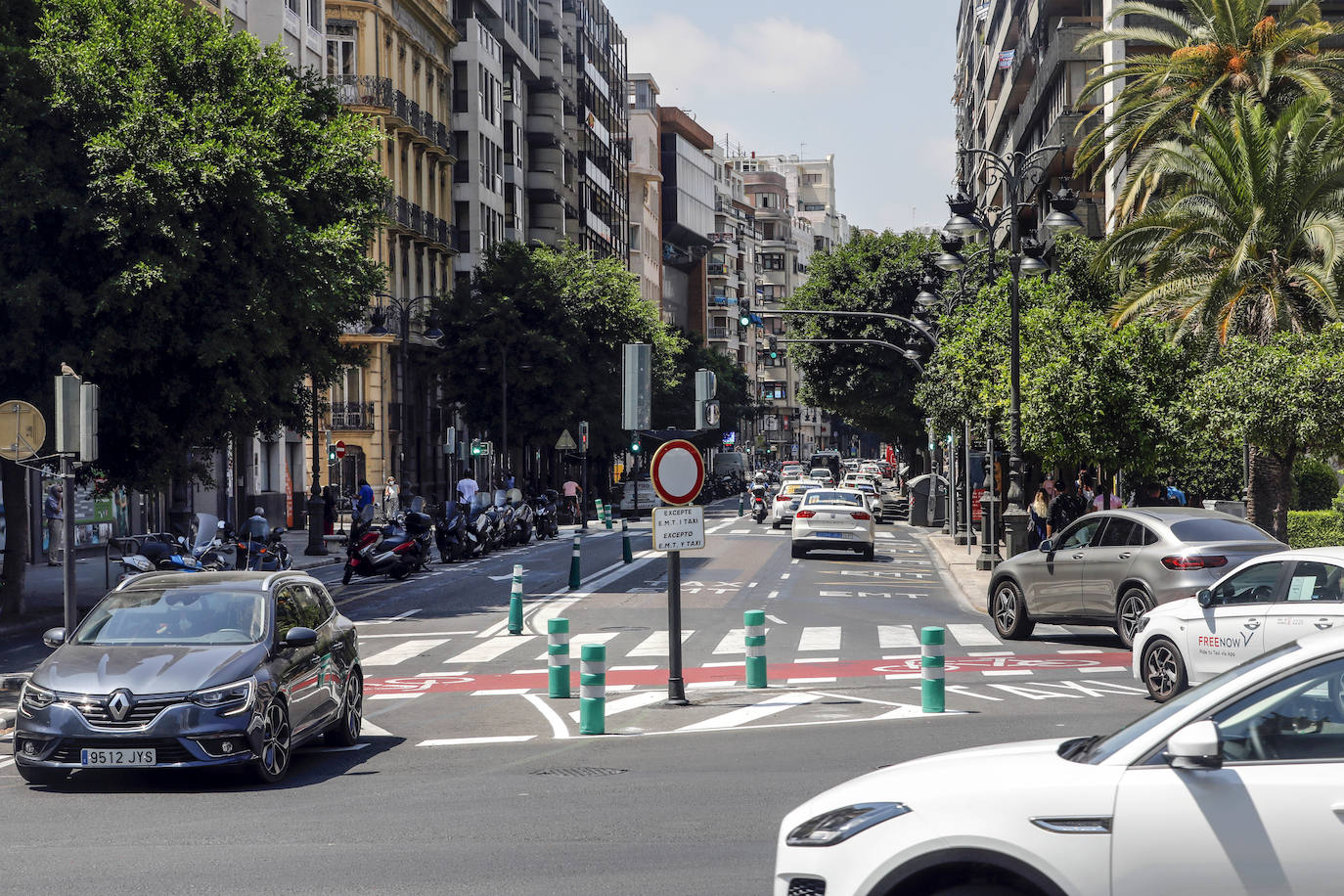 Fotos: Fotos: sigue la confusión para llegar a la calle Colón de Valencia