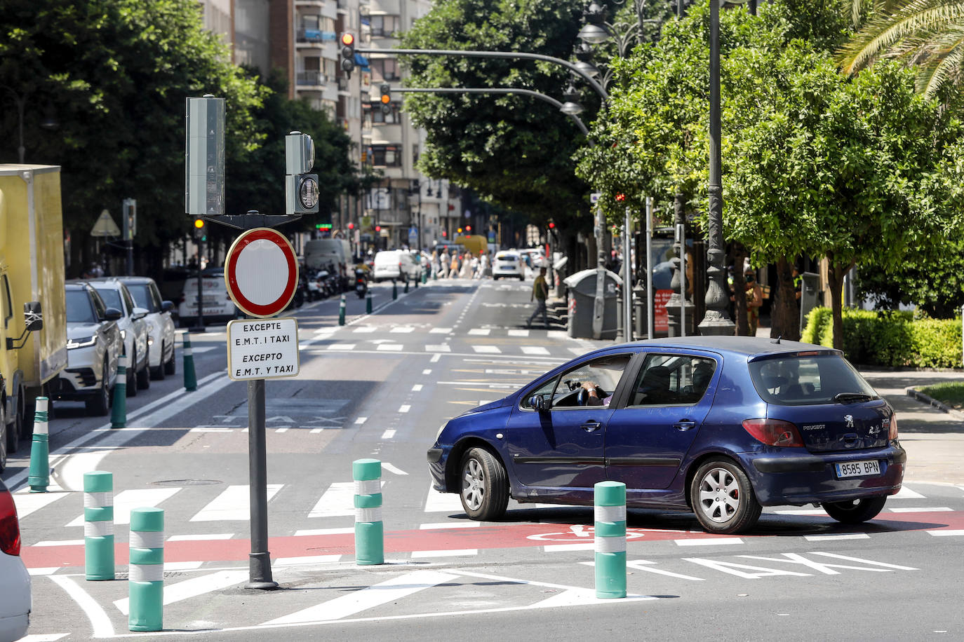 Fotos: Fotos: sigue la confusión para llegar a la calle Colón de Valencia