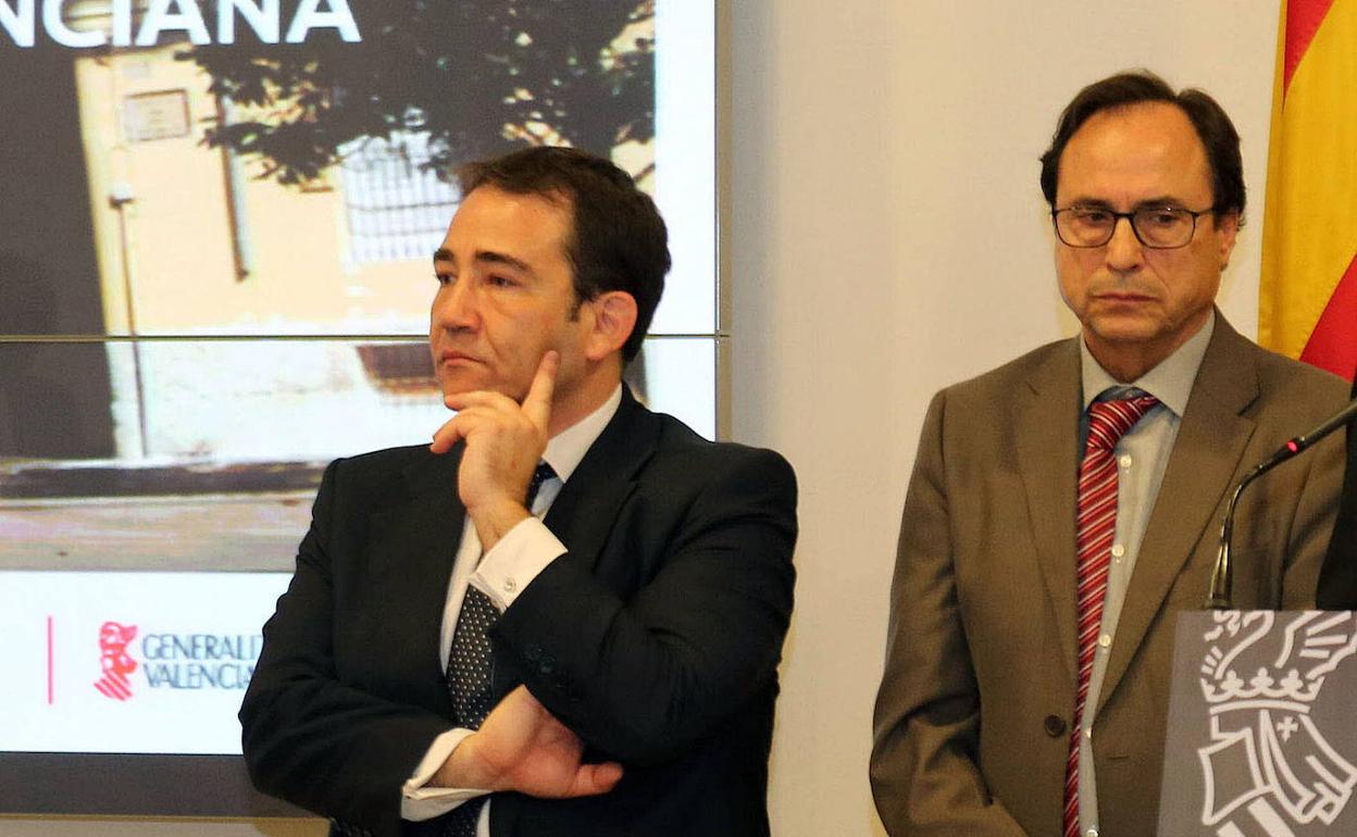 Manuel Illueca, director general del IVF y Vicent Soler, conseller de Hacienda. 