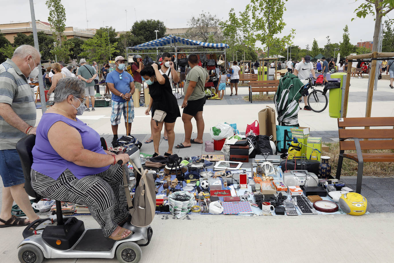 El Rastro de Valencia renace