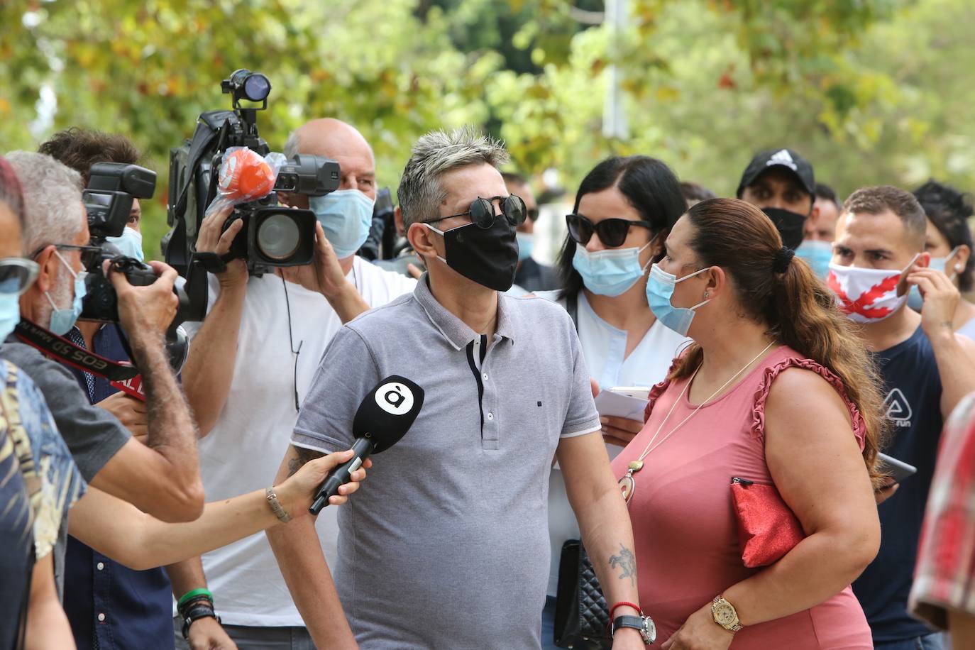 Arranca el juicio a los familiares del asesino de Alcàsser por extorsionar y lesionar a un hombre al que acusaban de robarles medio millón de euros.