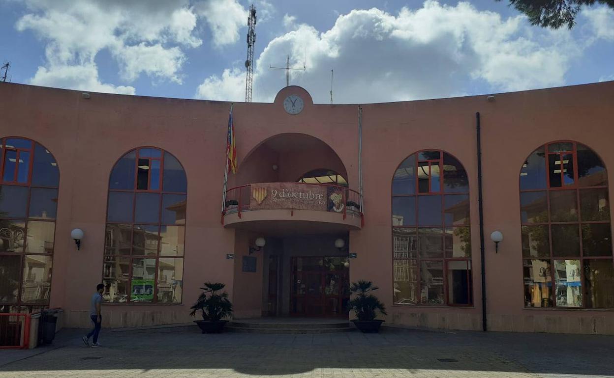 Fachada del Ayuntamiento de Teulada Moraira.