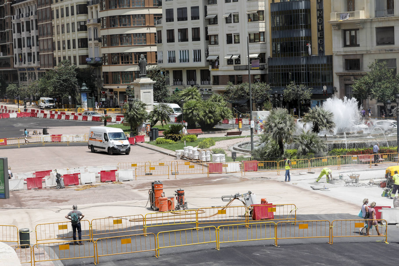 Fotos: Avanzan las obras en la plaza del Ayuntamiento