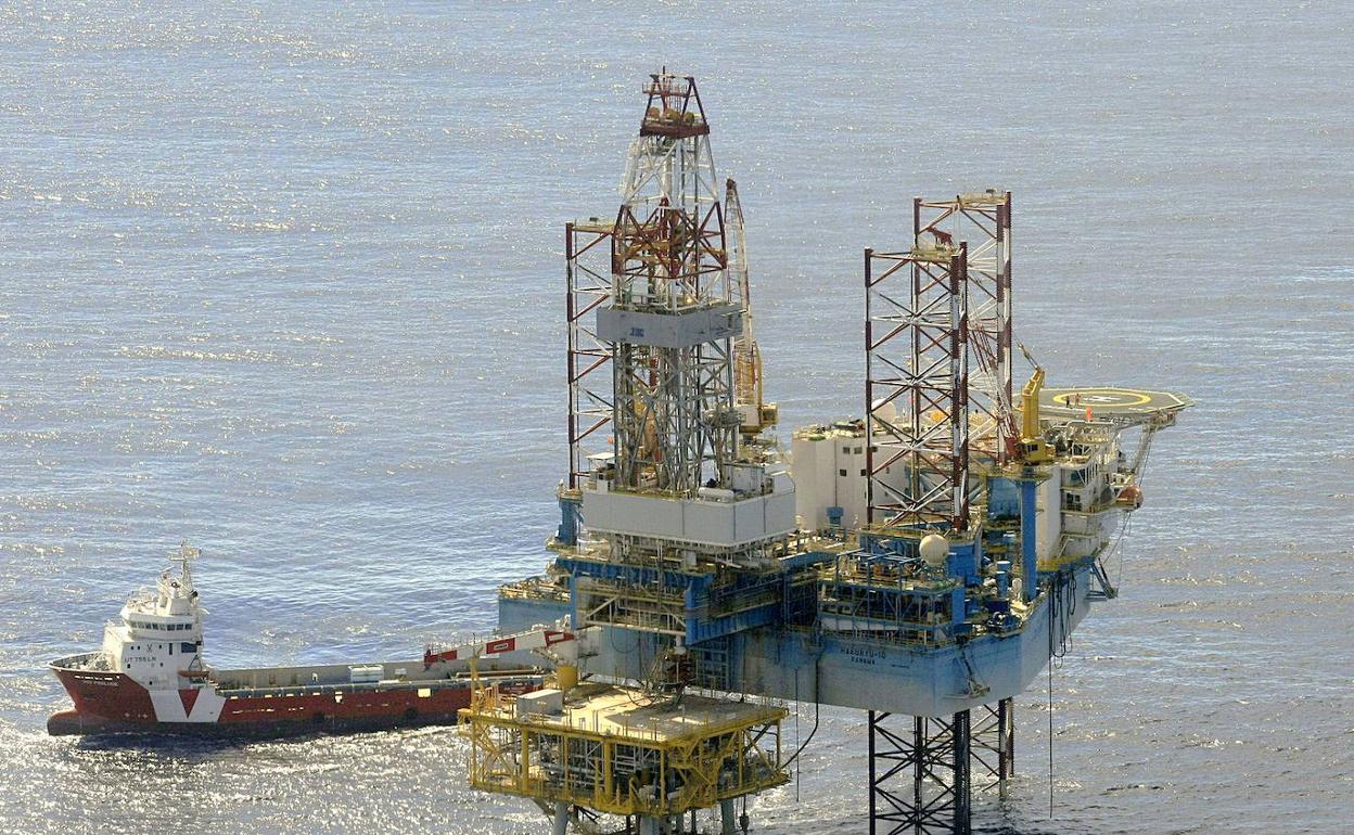 Plataforma ubicada frente a la costa de Vinaròs. 