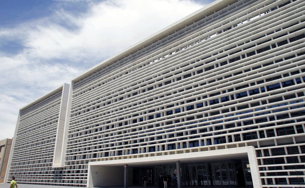 Edificio del Centro de Lenguas de la Universidad Politécnica de Valencia. 