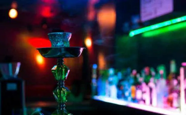 Prohibido compartir una cachimba en bares y discotecas de la Comunitat Valenciana