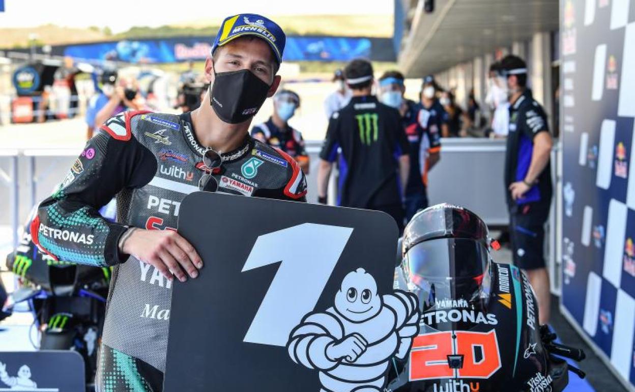 Fabio Quartararo celebra su 'pole' en Jerez.