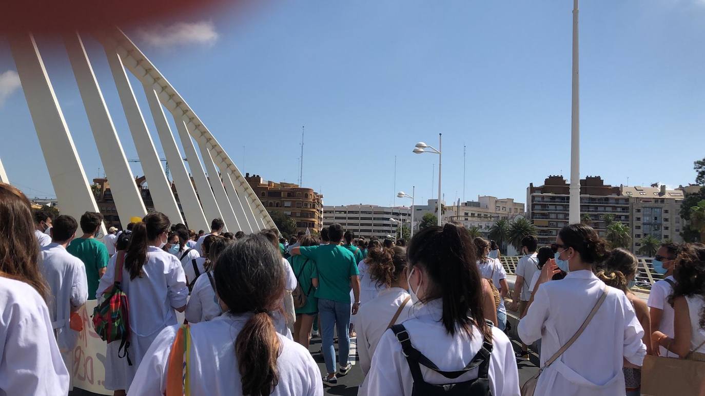 Huelga de MIR en los hospitales valencianos