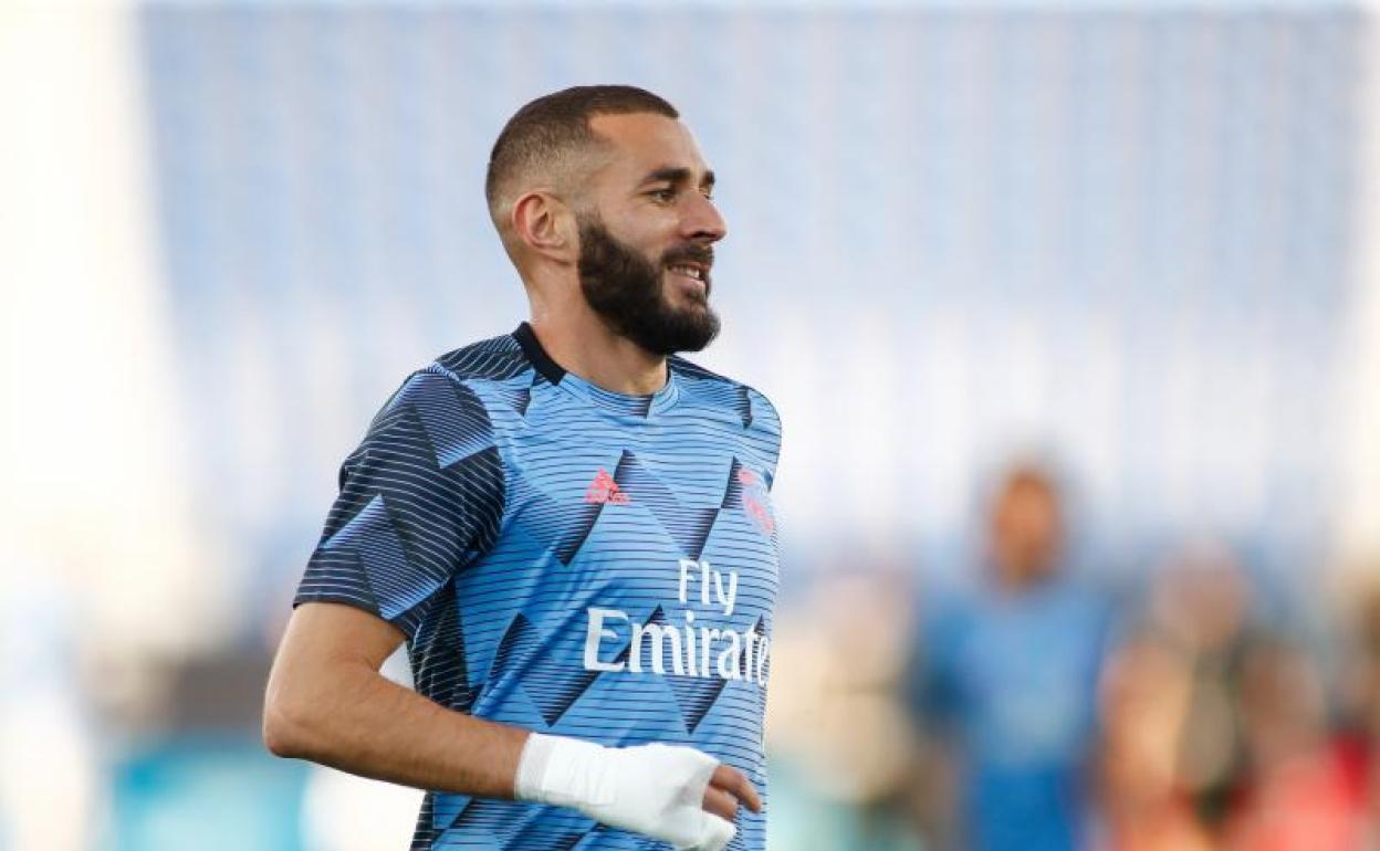 Karim Benzema, calentando antes de un partido. 