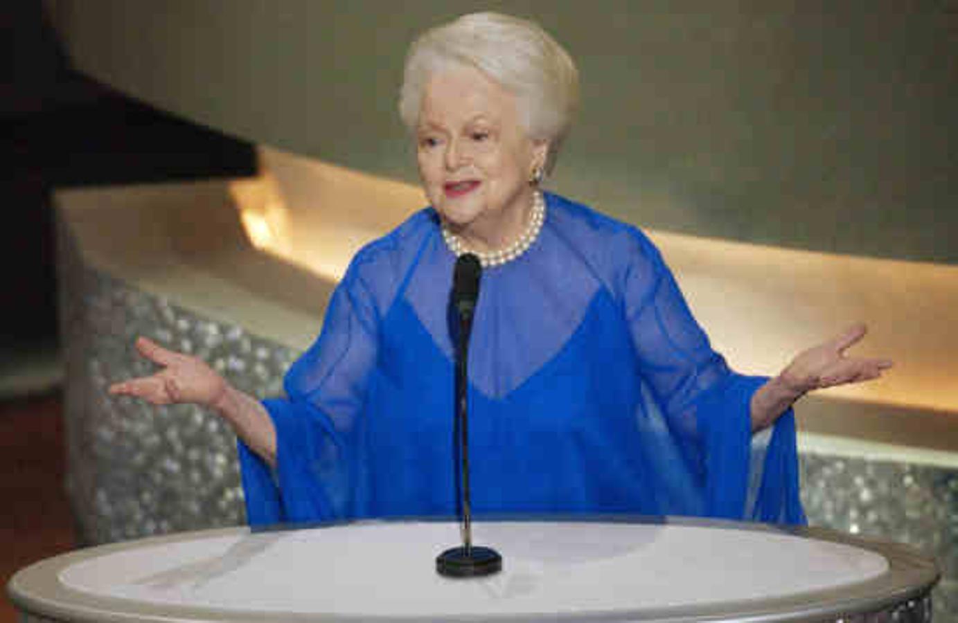 Olivia de Havilland durante la 75 edición de los Premios de la Academia de las Artes Cinematográficas de EEUU