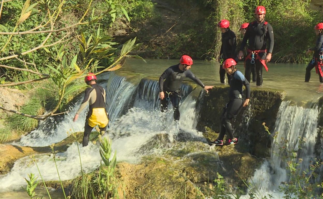 Imagen del programa Comando al sol en Chulilla. 