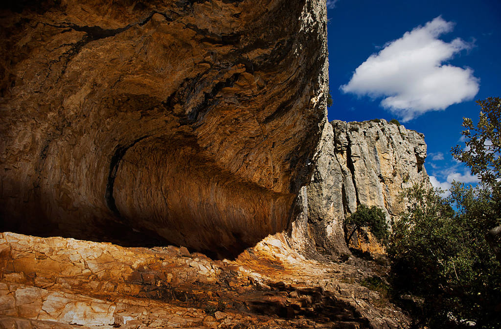 22. Cueva Remigia, Ares del Maestrat (Castellón).