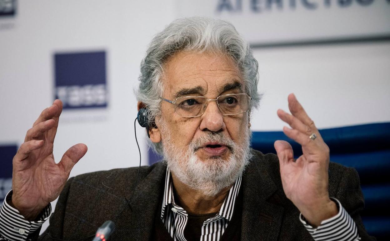 El cantante de ópera Placido Domingo durante una rueda de prensa.