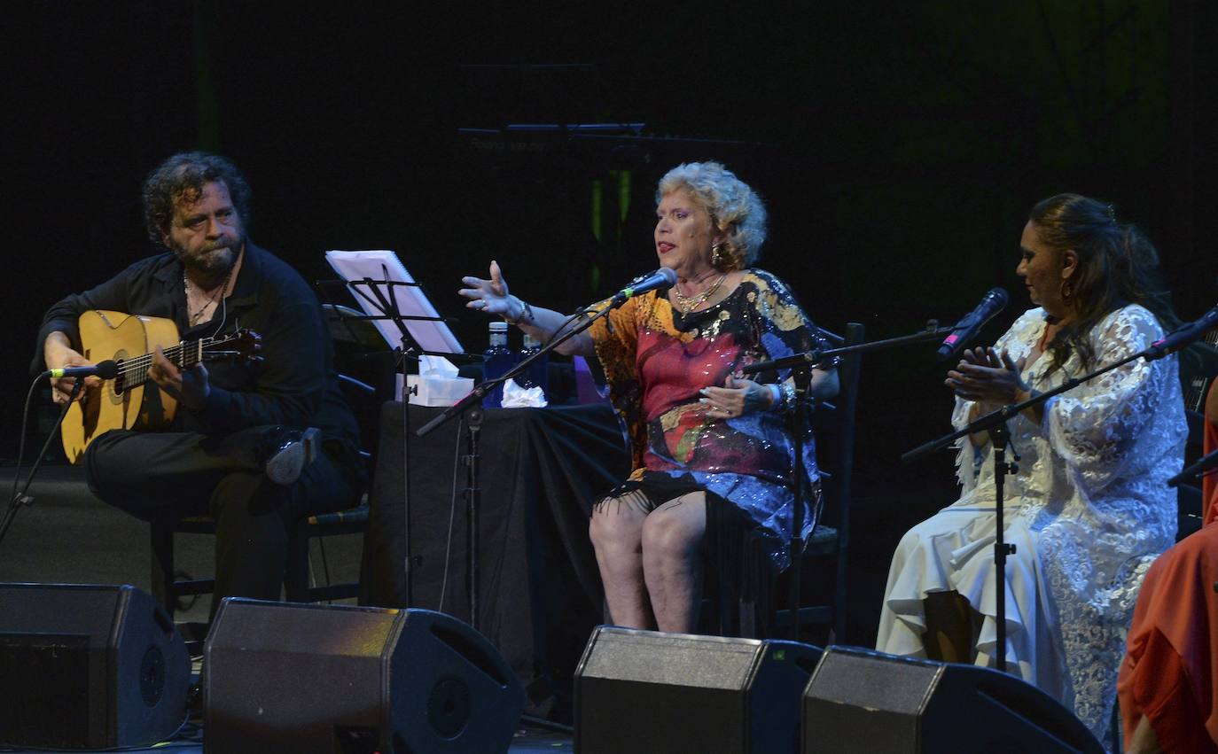 La cantante María Jiménez, durante el concierto del Festival Starlite. 