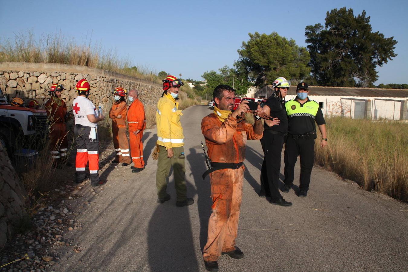 Fotos: El fuego vuelve a golpear a Xàbia y amenaza el Montgó