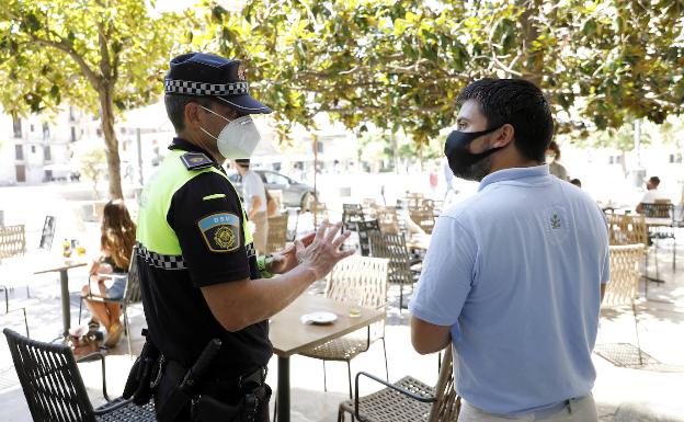 Valencia reactiva el centro de emergencias por los rebrotes