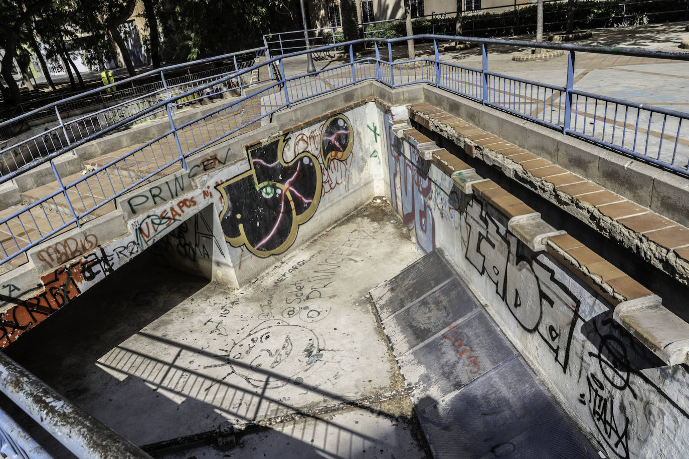 Plaza Manuel Granero | Estado actual del parque. El Ayuntamiento de Valencia ha sacado a licitación su remodelación por un importe de 600.000 euros.