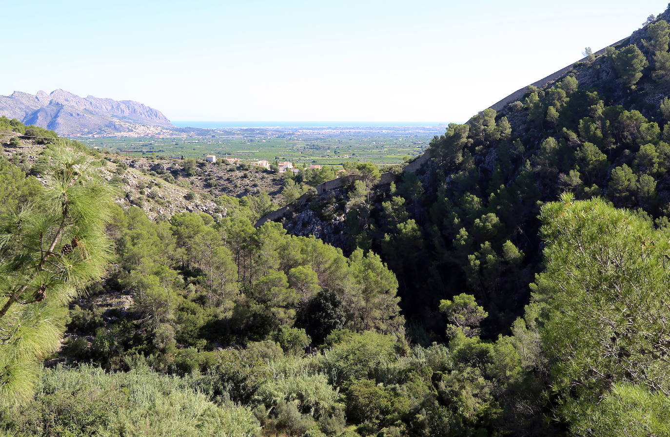 21.- La Vall de Laguar (Alicante)