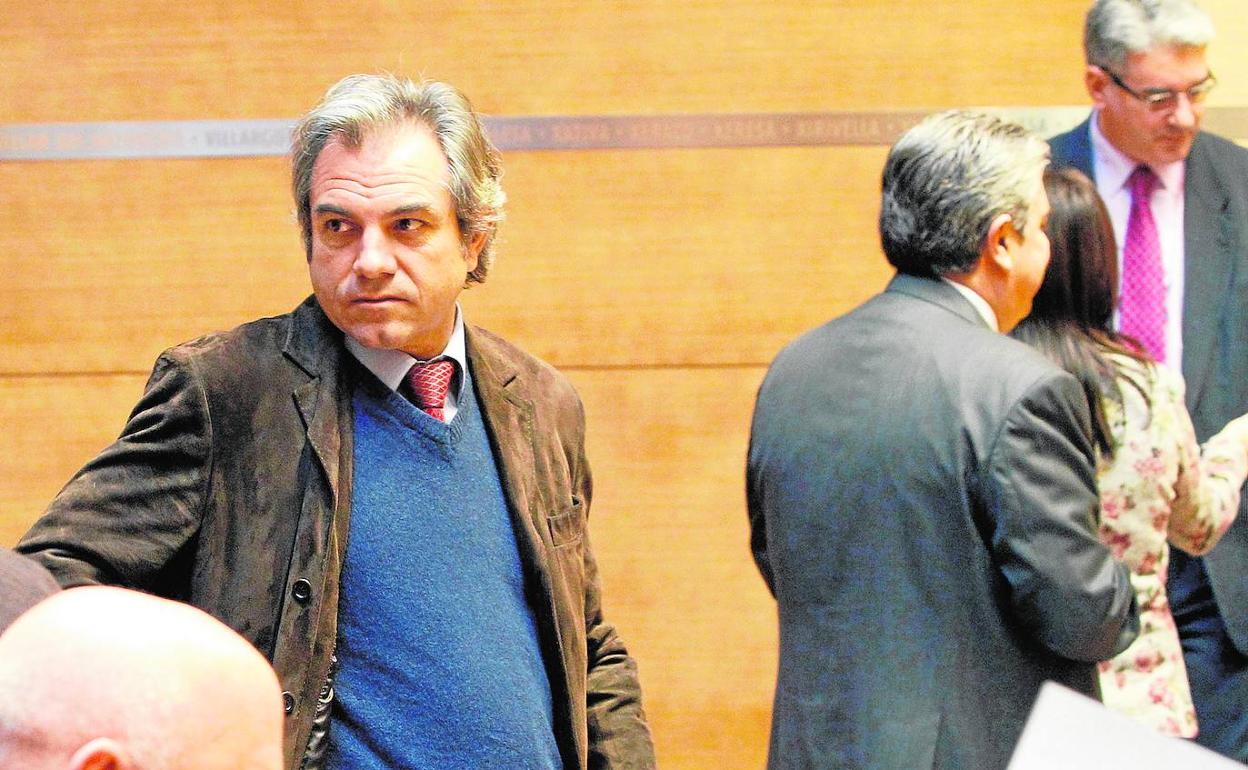 Màximo Caturla, en una comparecencia de Les Corts por el caso Imelsa.