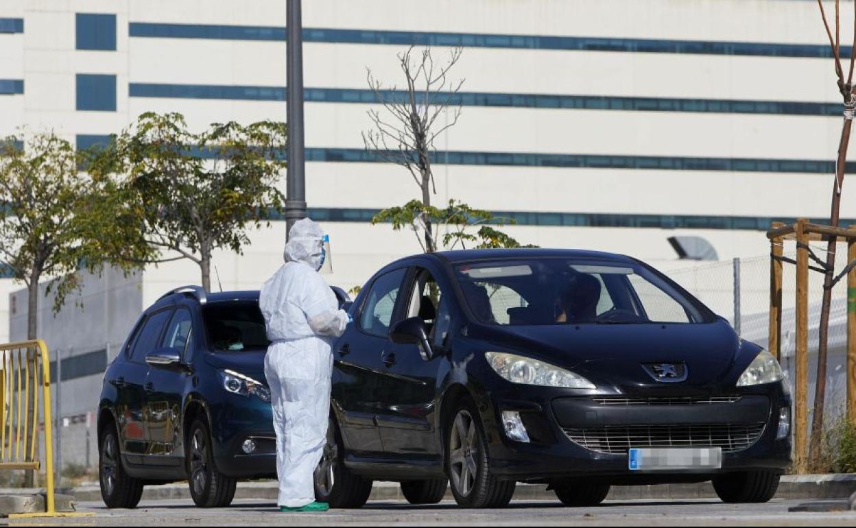 Pruebas PCR en el Hospital La Fe de Valencia.