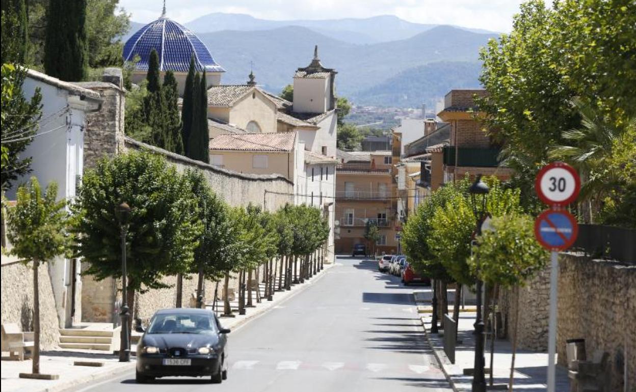 Calles casi desiertas en Benigànim por el confinamiento. 