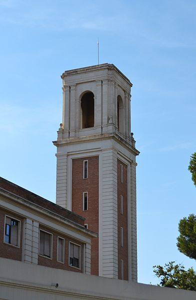 Torre del agua del Hospital General de Valencia.