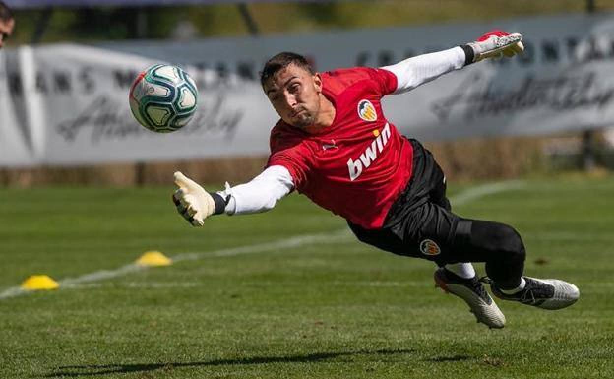 Cristian Rivero ya es futbolista del primer equipo