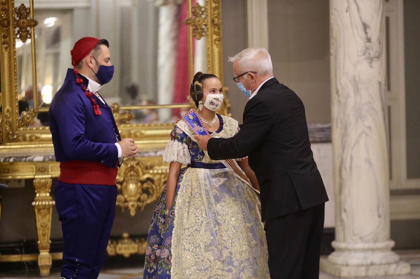 Carla García y Consuelo Llobell repiten en el cargo tras la llegada de la pandemia días antes de las fiestas falleras