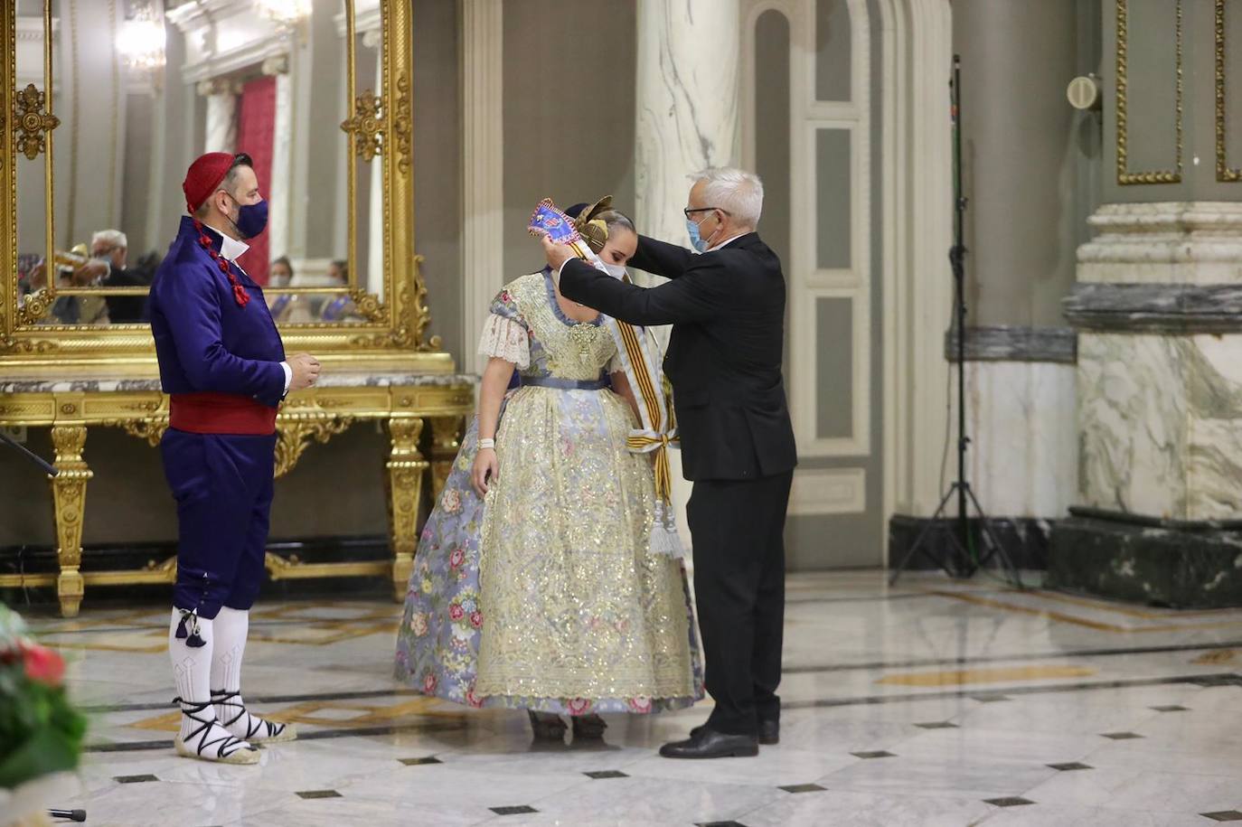 Carla García y Consuelo Llobell repiten en el cargo tras la llegada de la pandemia días antes de las fiestas falleras