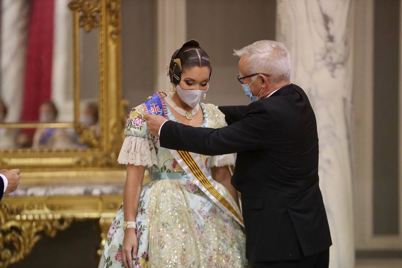 Carla García y Consuelo Llobell repiten en el cargo tras la llegada de la pandemia días antes de las fiestas falleras