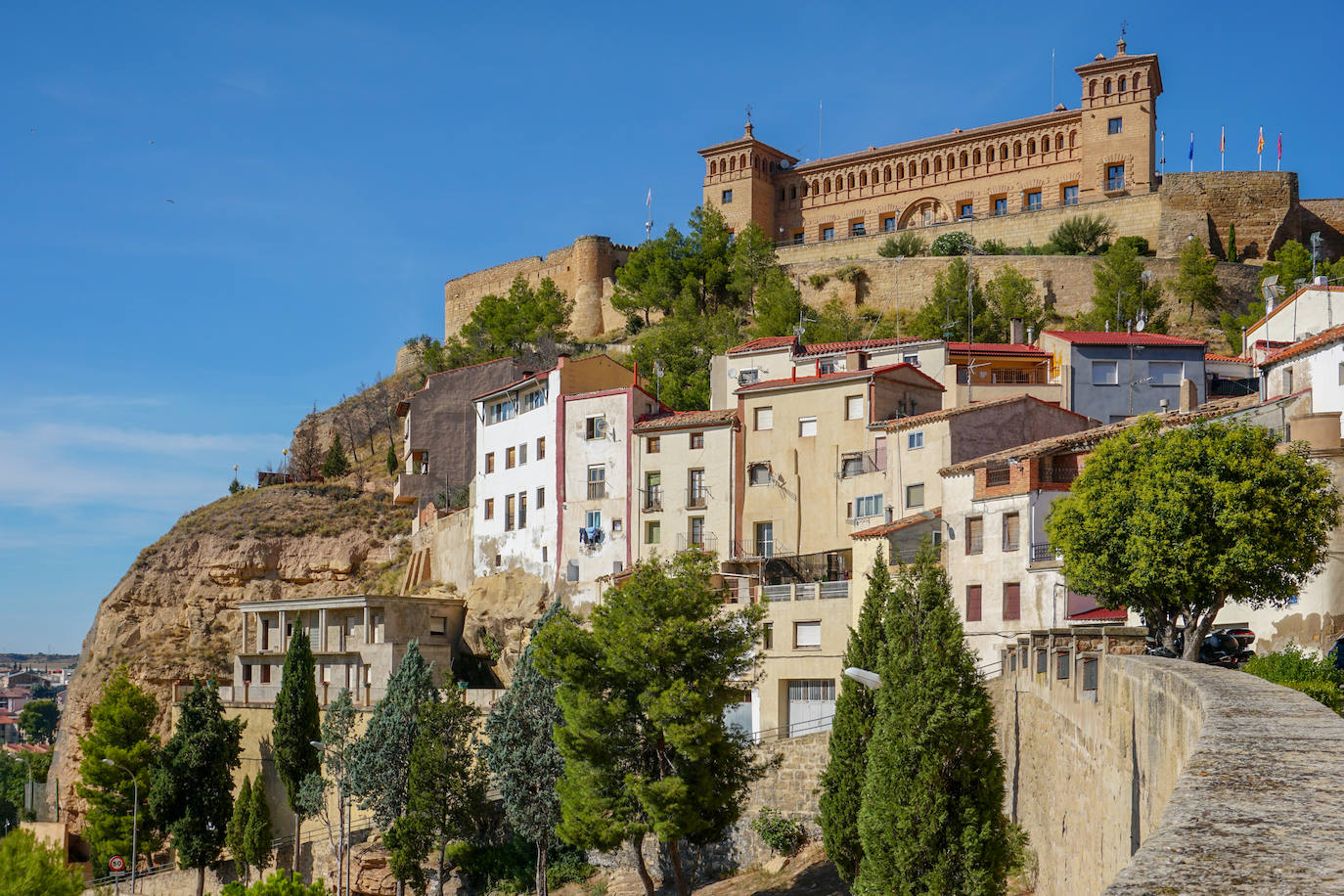 5- Alcañiz (Teruel) | Si viajas con niños, Alcañiz es una visita acertada. Además de recorrer sus calles y su historia, la localidad ofrece multitud de actividades para realizar en familia.