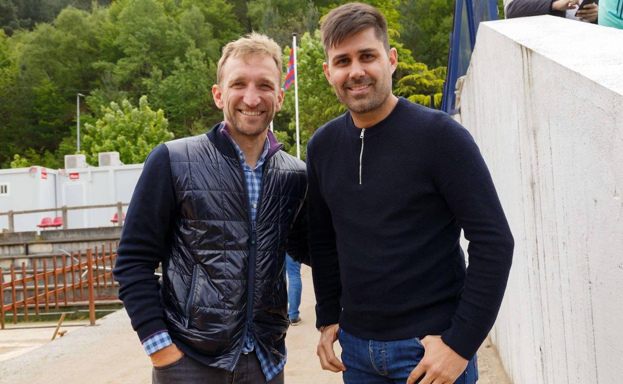 Diego Rivas y David Aganzo, en una visita a la SD Eibar