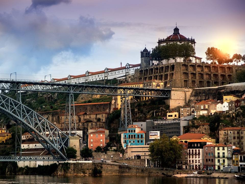 Oporto (Portugal)