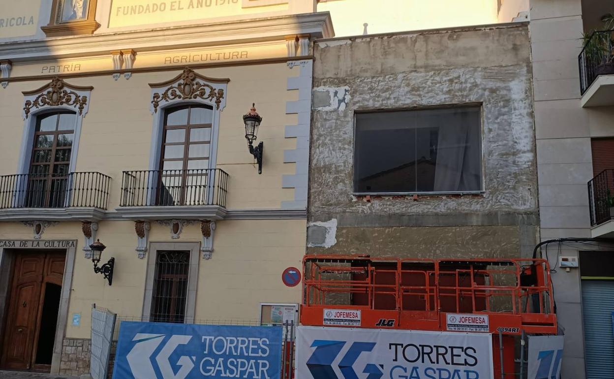 Las obras que se están desarrollando el la casa de la cultura. 