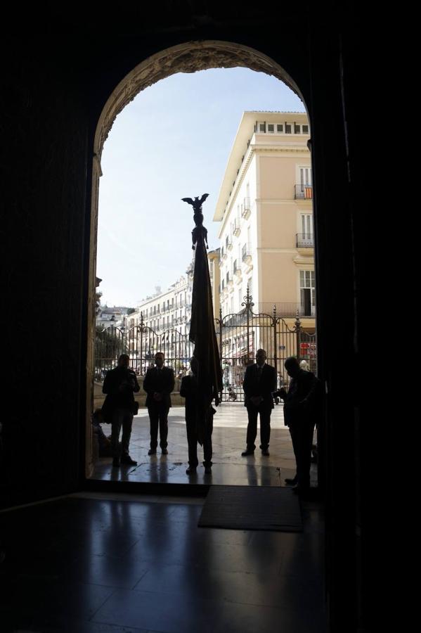 La celebración del 'Te Deum' apartada del programa oficial de actos del Ayuntamiento llena la Catedral de Valencia cumpliendo con las medidas sanitarias