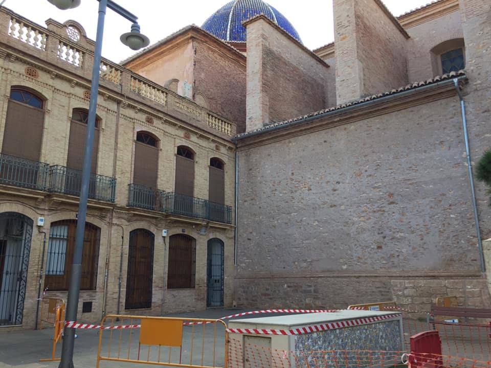 Fotos: Cae parte del tejado de la cúpula de la iglesia de Massamagrell