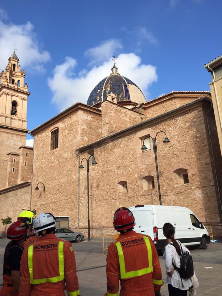 Fotos: Cae parte del tejado de la cúpula de la iglesia de Massamagrell