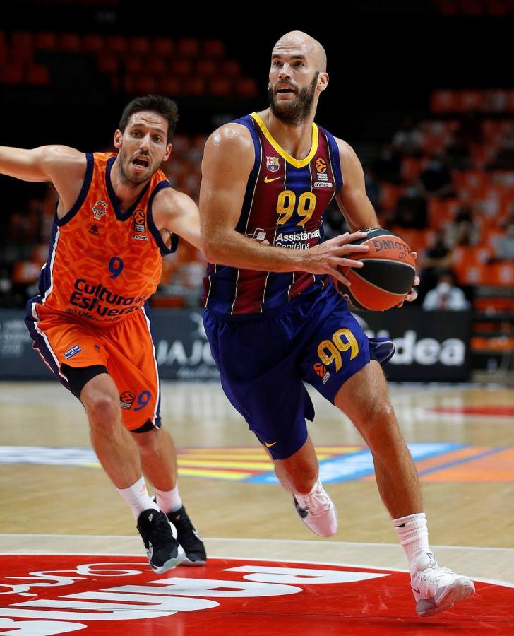 El Valencia Basket se ha enfrentado con el Barcelona en la Fonteta en el tercer partido del conjunto taronja en la Euroliga