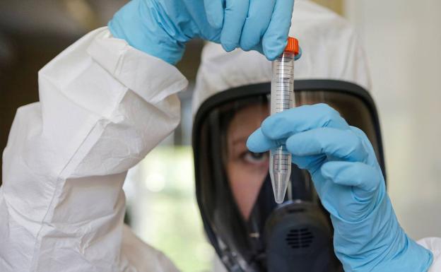 Rusia autoriza las pruebas de su vacuna contra el coronavirus para mayores de 60 años